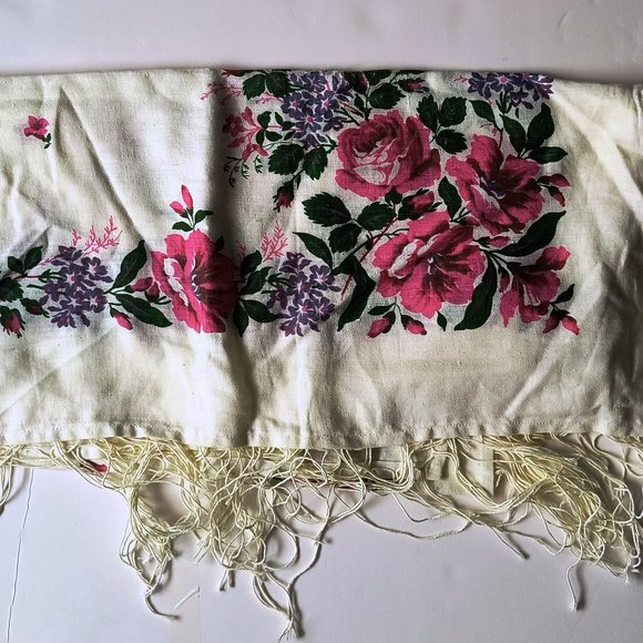 Set of Two Shawls Peasant Style with Flowers Size 36" x 36" - Picture 5 of 8